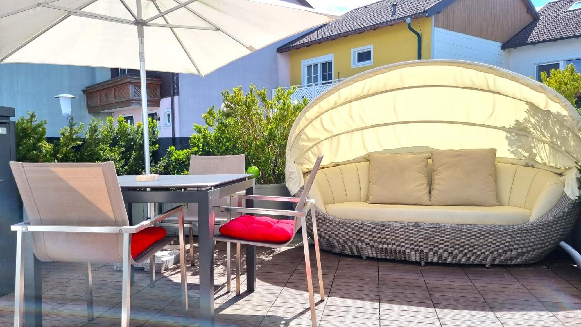 Haus Am Weinberg Lejlighed Seekirchen am Wallersee Eksteriør billede